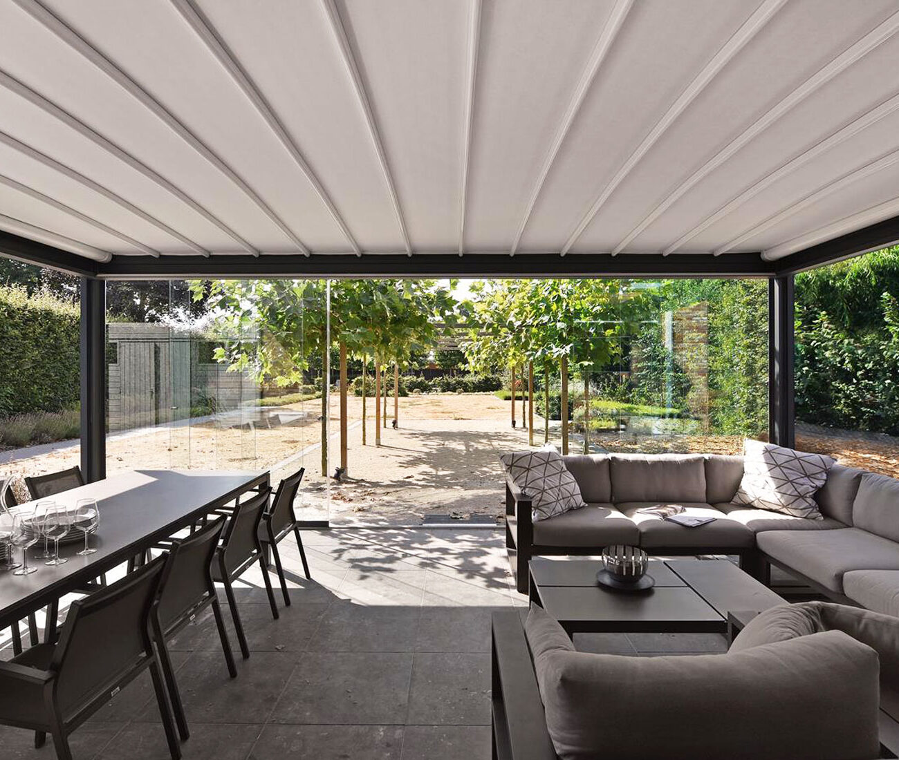 Maestro: pergola bioclimatica Corradi con telo